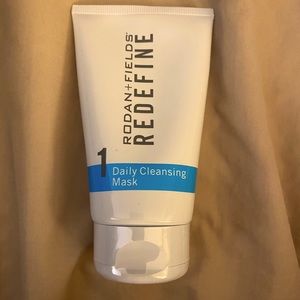 Rodman and Fields Redefine Daily Cleansing Mask